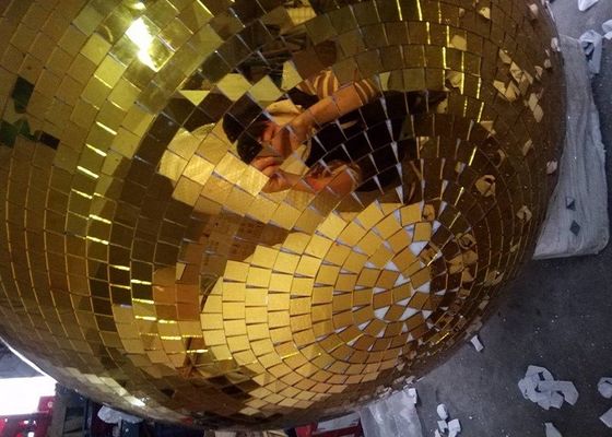 Στάδιο Disco σφαιρών καθρεφτών 120CM το χρυσό ανάβει την περιστρεφόμενη σφαίρα